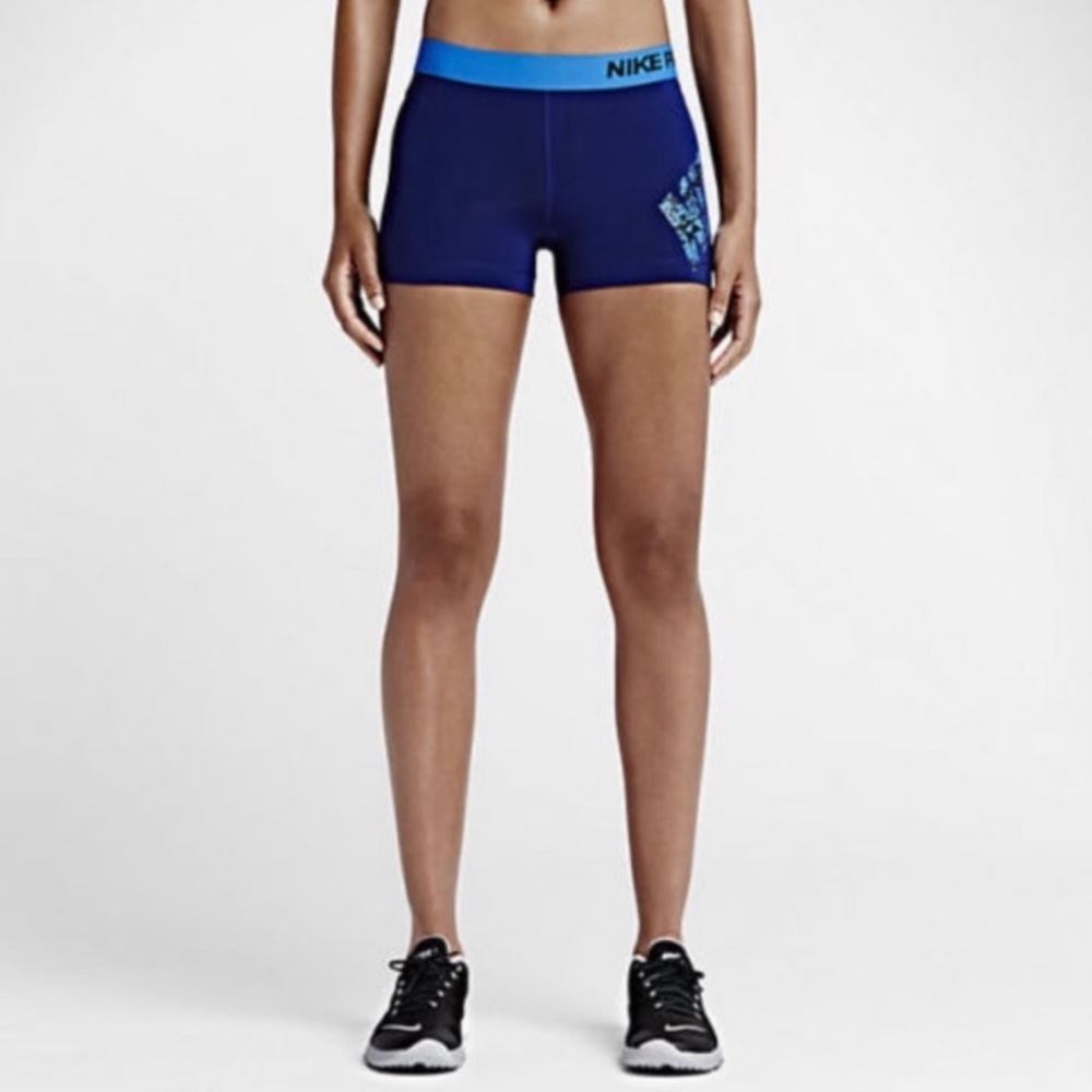 Nike Pro Snake Print Logo Shorts 3”